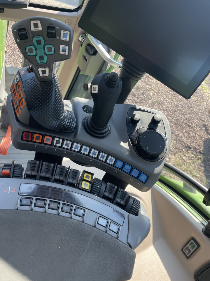 Fendt 728 Vario Gen7 Profi Setting2 - Trator: foto 4 Fendt 728 Vario Gen7 Profi Setting2 - Trator: foto 4