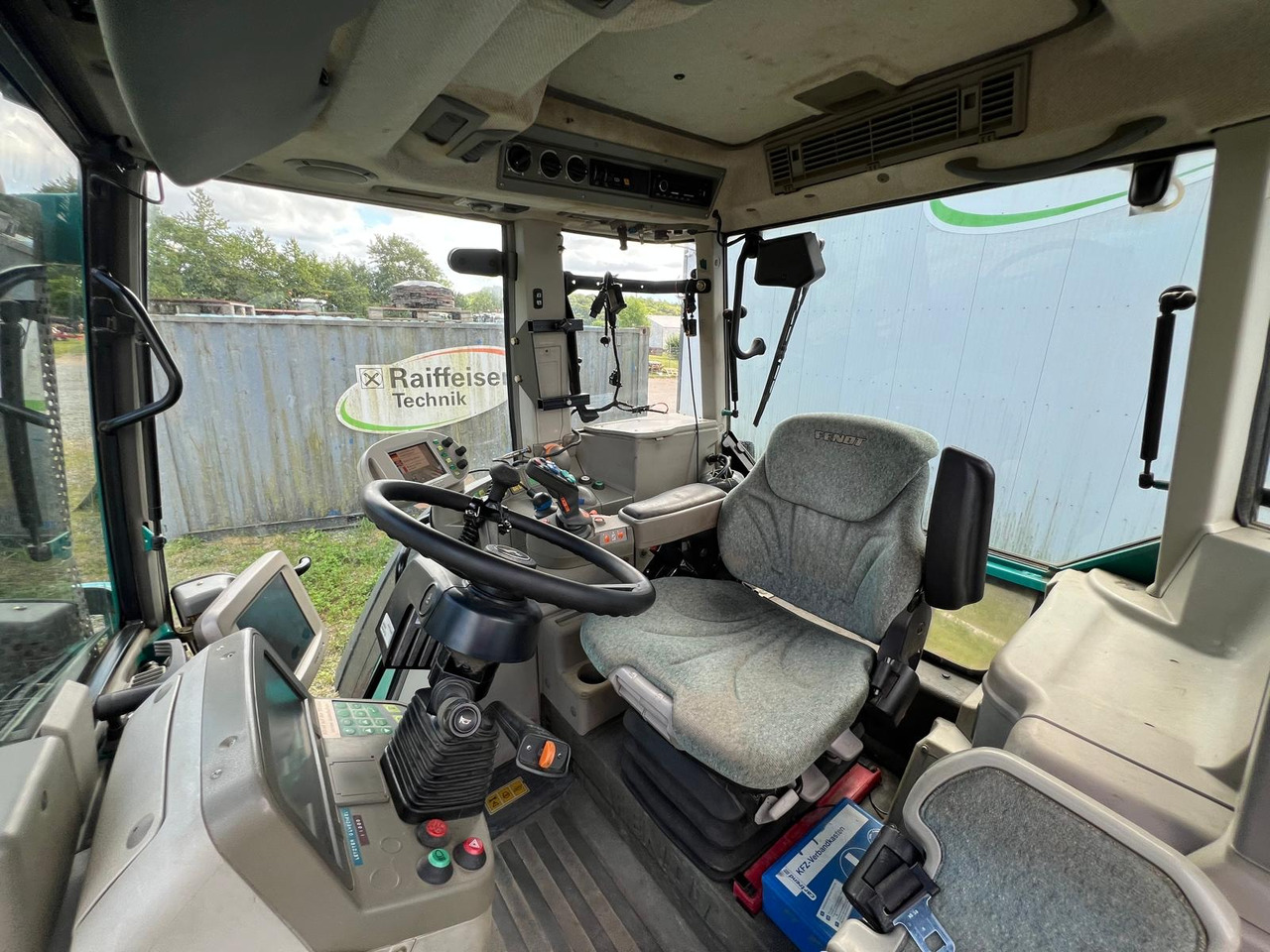 Fendt 818 Vario - Trator: foto 2 Fendt 818 Vario - Trator: foto 2