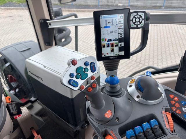 Fendt 826 Vario S4 Profi - RÜFA - Trator: foto 2 Fendt 826 Vario S4 Profi - RÜFA - Trator: foto 2