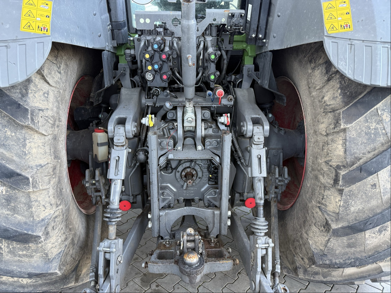 Fendt 828 Vario ProfiPlus Motor NEU - Trator: foto 4 Fendt 828 Vario ProfiPlus Motor NEU - Trator: foto 4