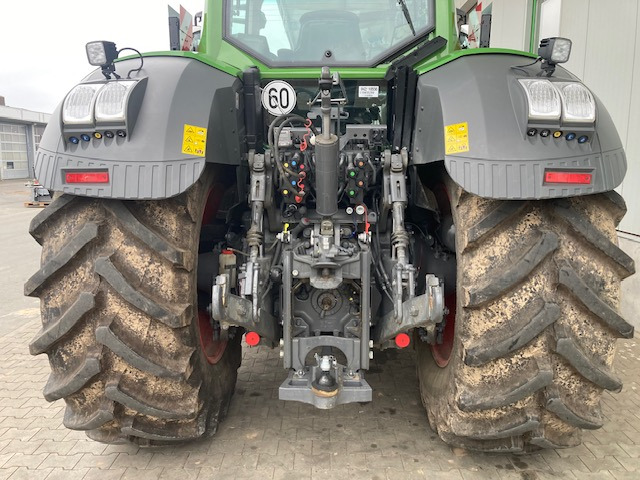 Trator Fendt 828 Vario S4 Profi: foto 9 Trator Fendt 828 Vario S4 Profi: foto 9