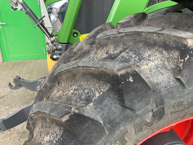 Trator Fendt 828 Vario S4 Profi: foto 6 Trator Fendt 828 Vario S4 Profi: foto 6