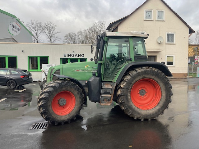 Fendt Favorit 714 Vario - Trator: foto 1 Fendt Favorit 714 Vario - Trator: foto 1