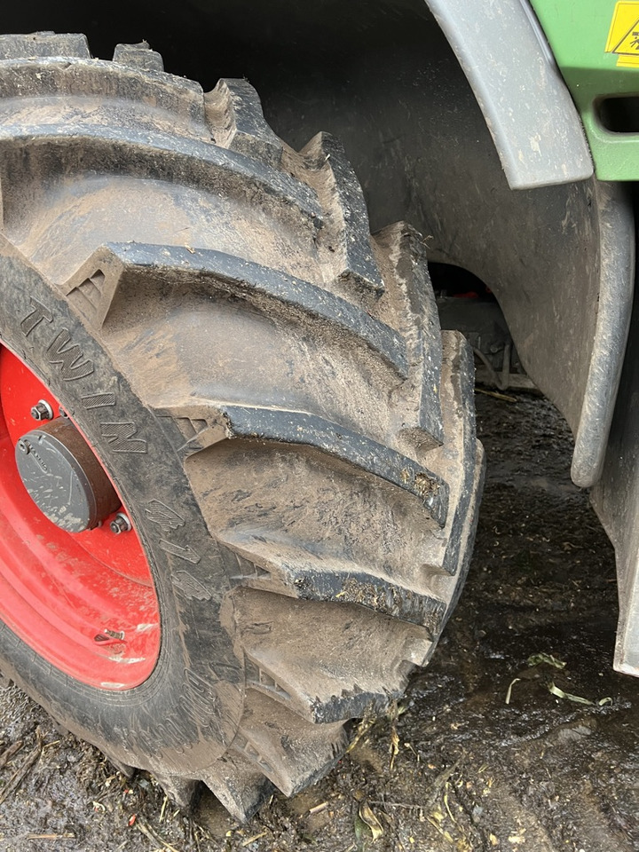 Fendt Katana 65 - Picadora de forragem automotriz: foto 2 Fendt Katana 65 - Picadora de forragem automotriz: foto 2