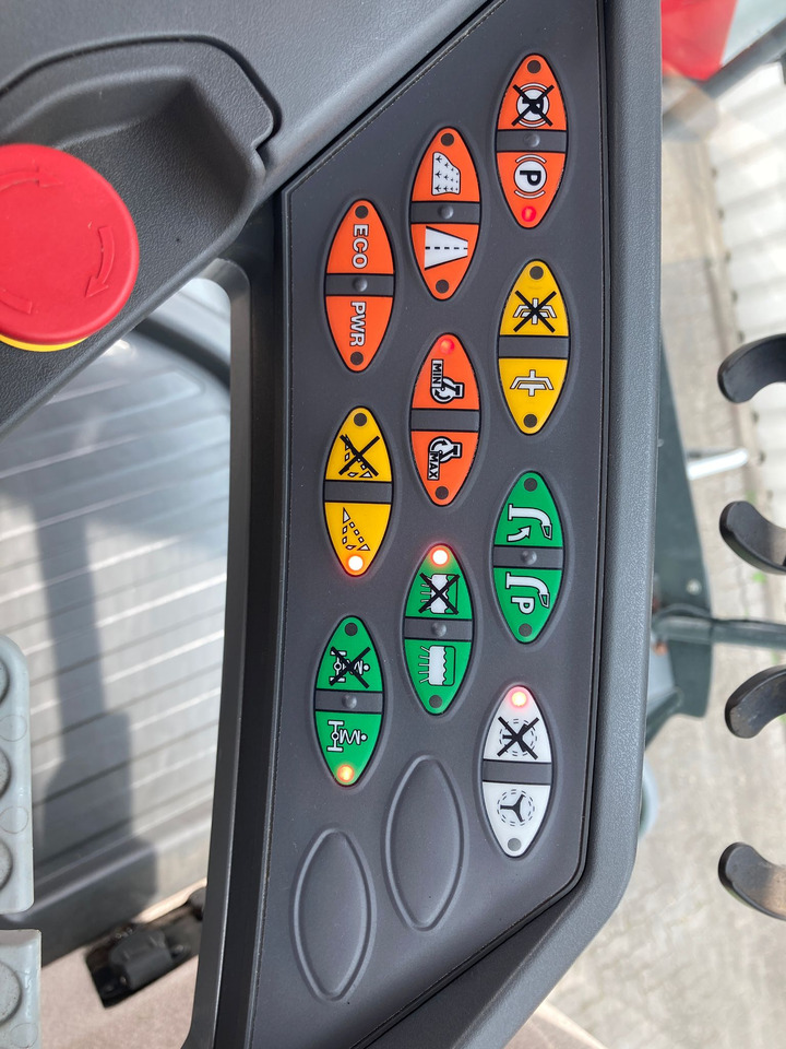 Fendt Katana 65 S4 - Colheitadeira: foto 5 Fendt Katana 65 S4 - Colheitadeira: foto 5