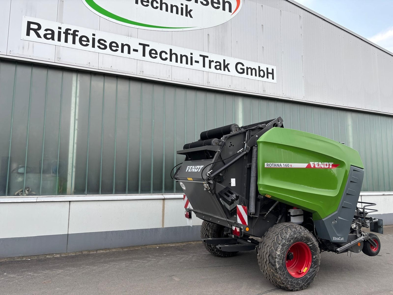 Fendt Rotana 160 V Xtra - 25 Messer - Máquina para produção de feno: foto 3 Fendt Rotana 160 V Xtra - 25 Messer - Máquina para produção de feno: foto 3