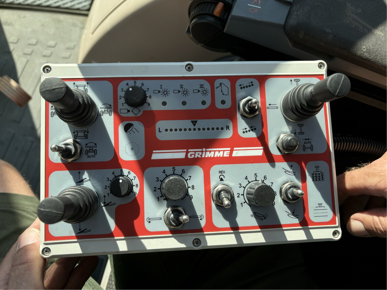 Grimme Separiermaschine CS 150 - Colheitadeira: foto 2 Grimme Separiermaschine CS 150 - Colheitadeira: foto 2