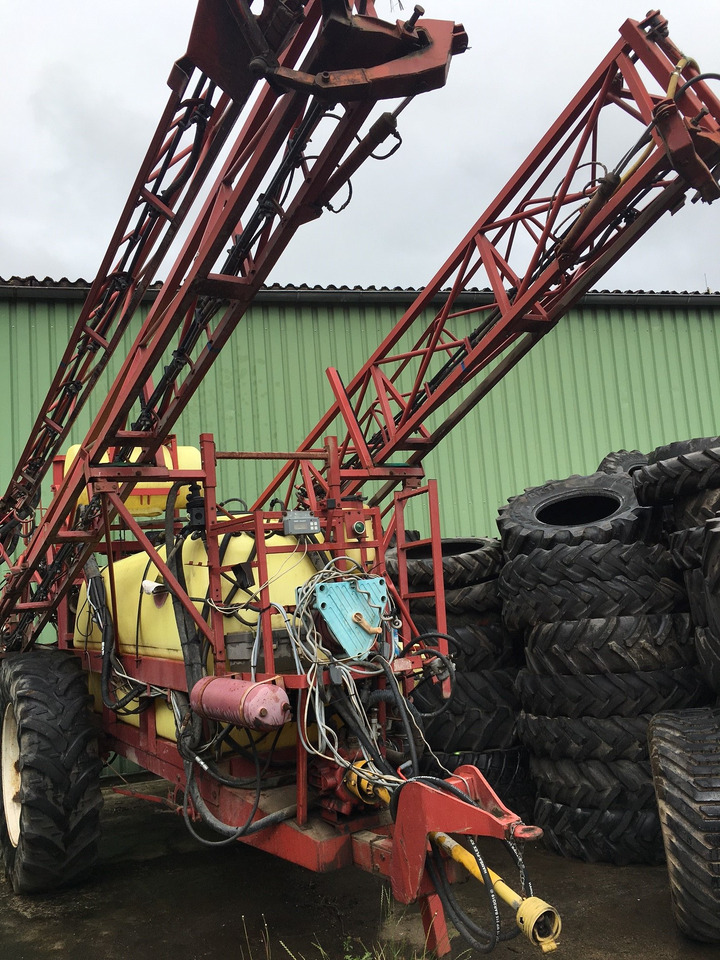 Hardi 3500 - Pulverizador agricola: foto 1 Hardi 3500 - Pulverizador agricola: foto 1
