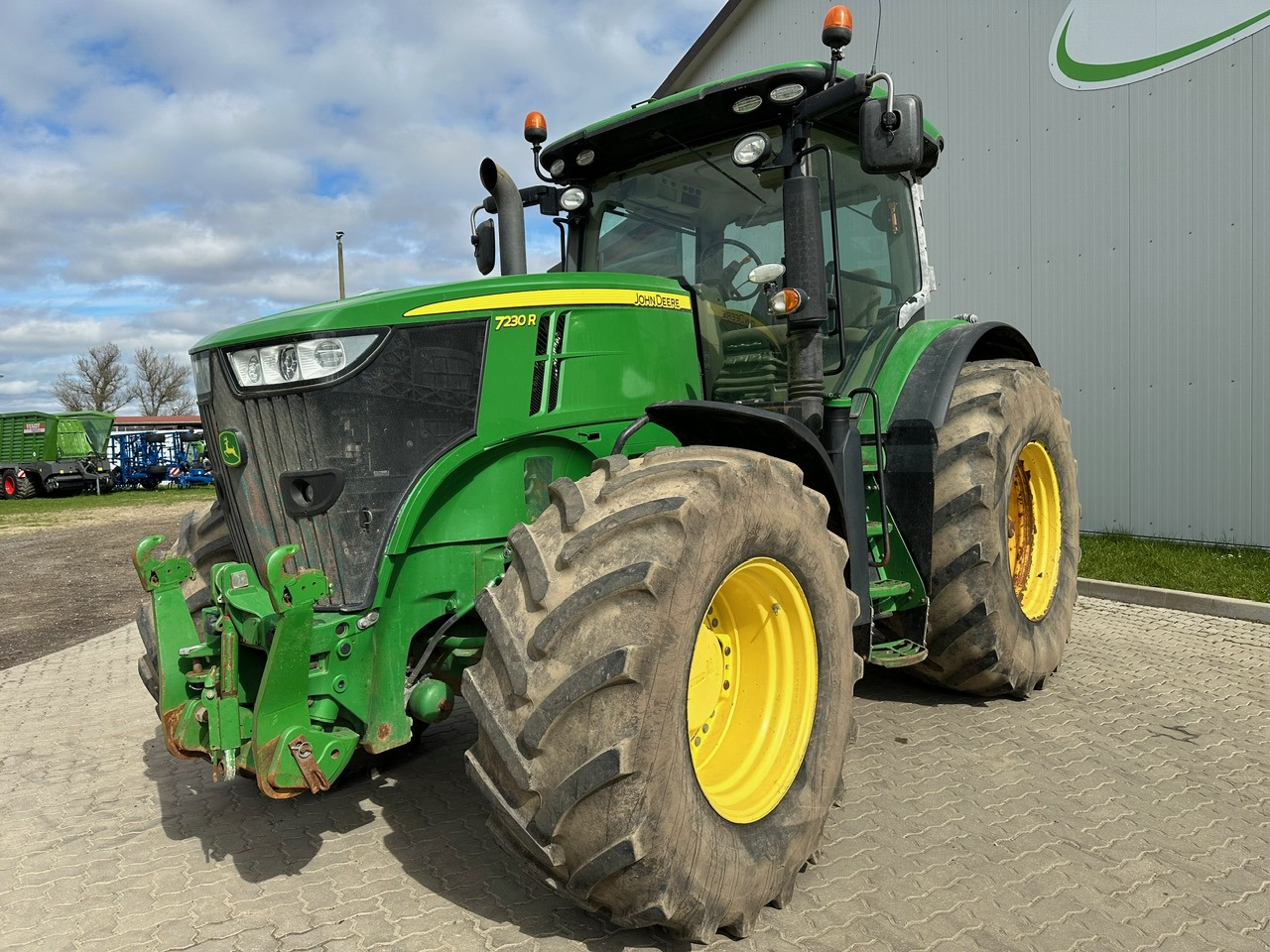 Trator John Deere 7230R: foto 8