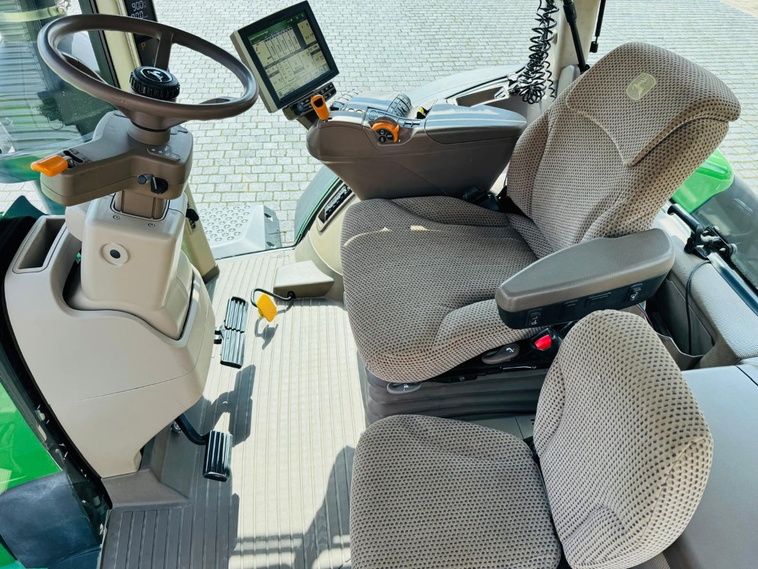 John Deere 8270R - Trator: foto 5 John Deere 8270R - Trator: foto 5