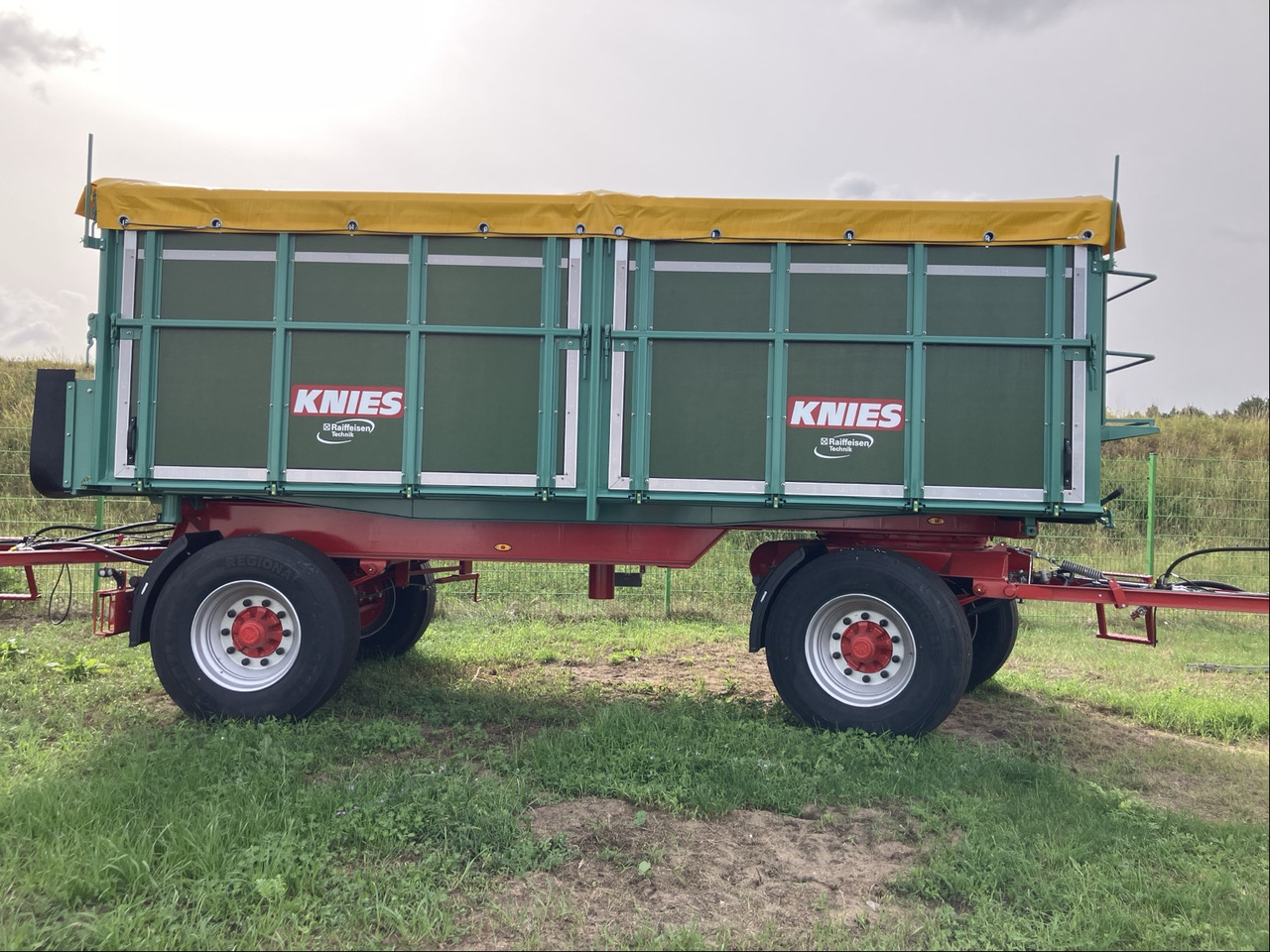 Knies KD 180 - Camião basculante: foto 1 Knies KD 180 - Camião basculante: foto 1