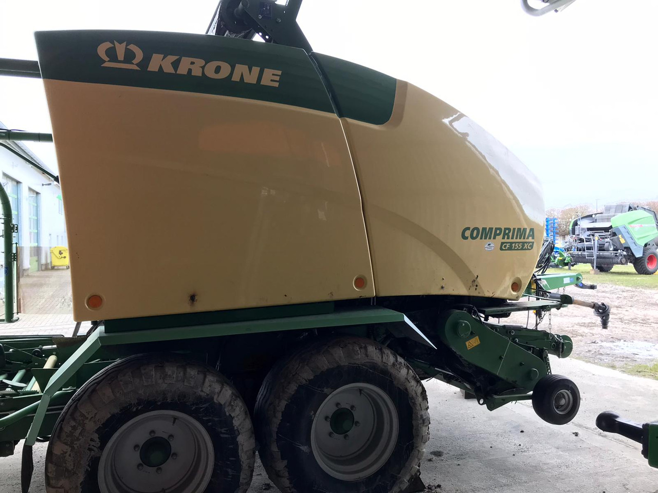 Krone Comprima CF 155 XC - Máquina para produção de feno: foto 5 Krone Comprima CF 155 XC - Máquina para produção de feno: foto 5