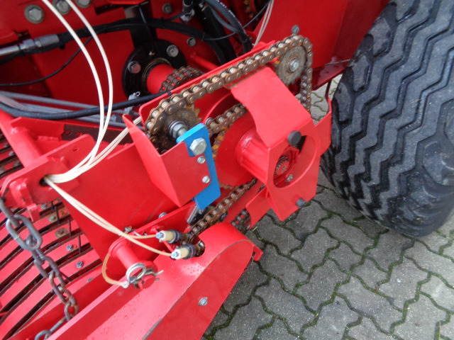 Lely RP 445 - Máquina para produção de feno: foto 5 Lely RP 445 - Máquina para produção de feno: foto 5