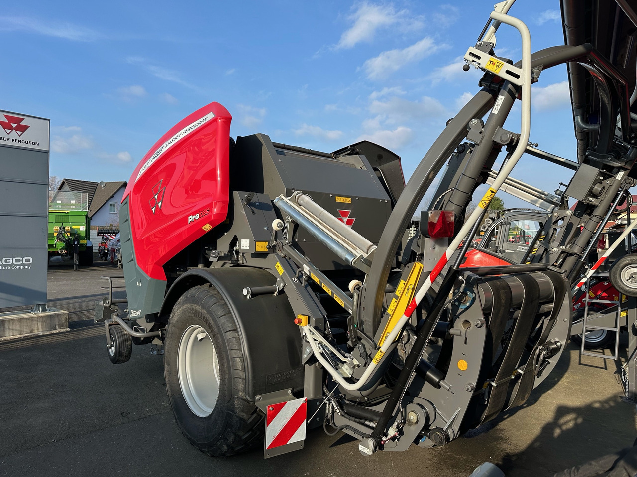 Massey Ferguson 3130 F P-W-Kombi 25Messer - Máquina para produção de feno: foto 4 Massey Ferguson 3130 F P-W-Kombi 25Messer - Máquina para produção de feno: foto 4