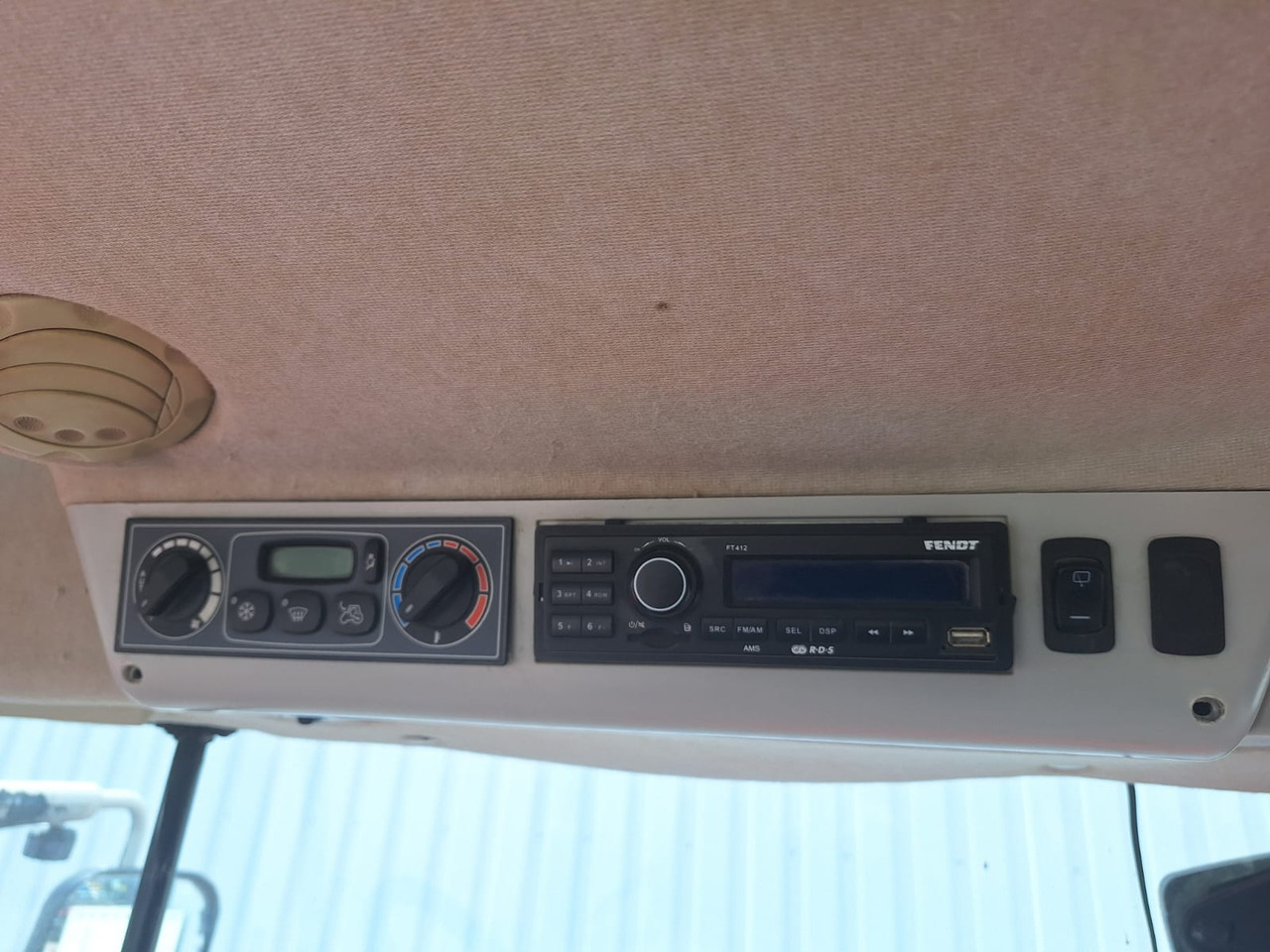 Massey Ferguson 8732 DVT EX - Trator: foto 5 Massey Ferguson 8732 DVT EX - Trator: foto 5