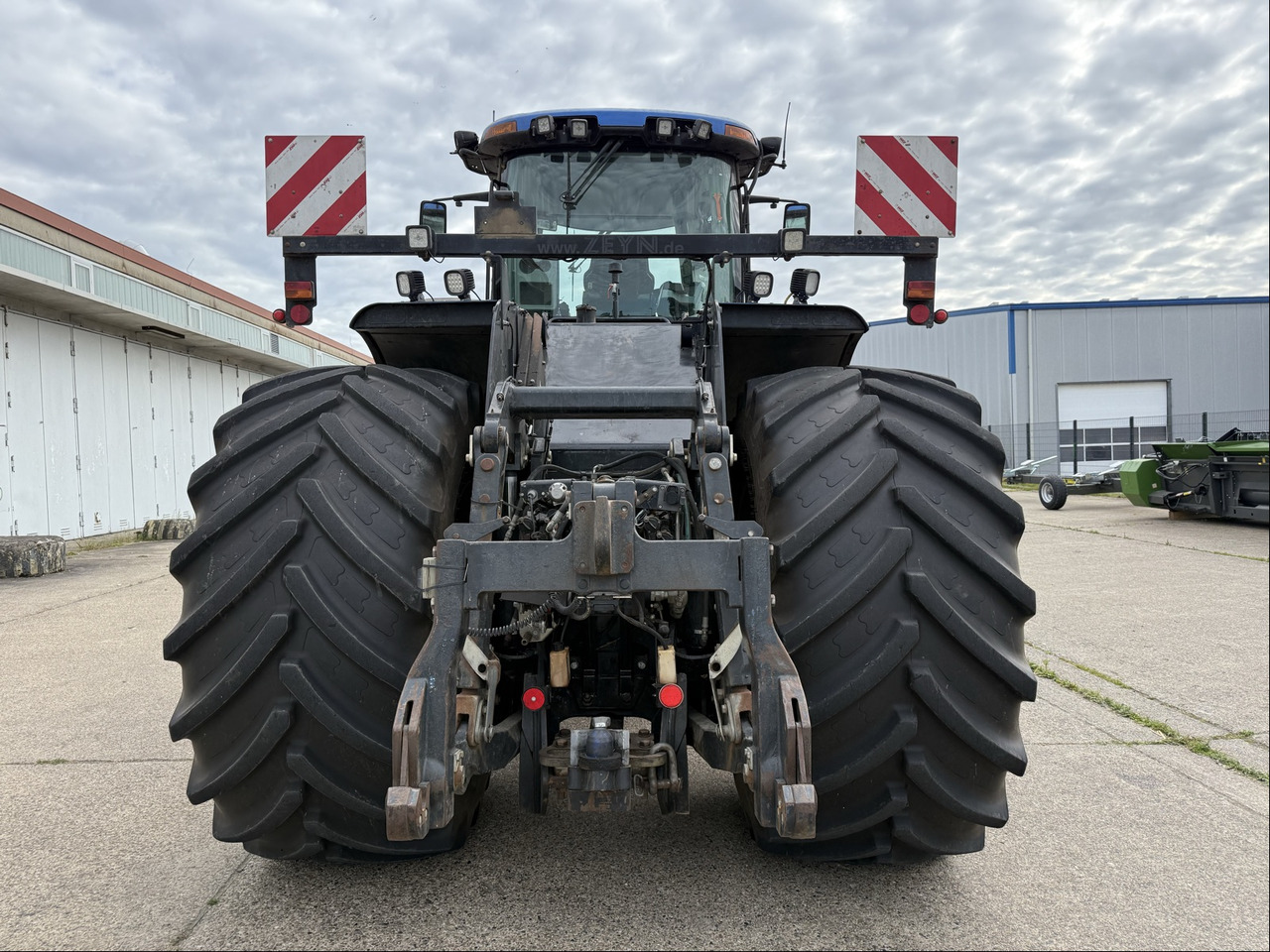 New Holland T9.560 - Trator: foto 4 New Holland T9.560 - Trator: foto 4