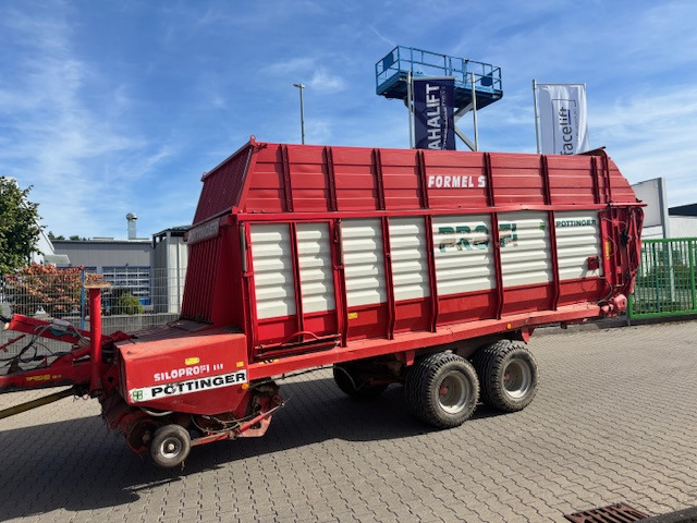 Pöttinger Silo Profi 3 - Autocarregadora: foto 1 Pöttinger Silo Profi 3 - Autocarregadora: foto 1