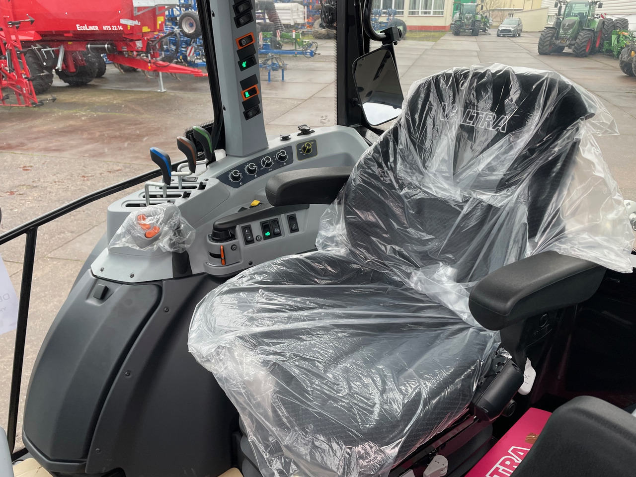 Valtra A105MH4 2B0 - Trator: foto 3 Valtra A105MH4 2B0 - Trator: foto 3