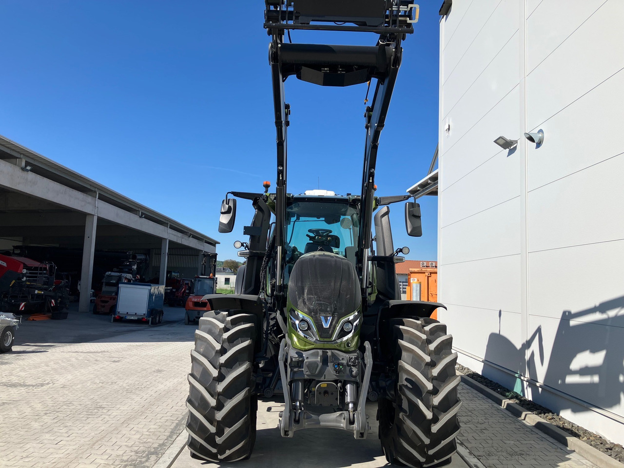 Valtra Q285 - Trator: foto 5 Valtra Q285 - Trator: foto 5