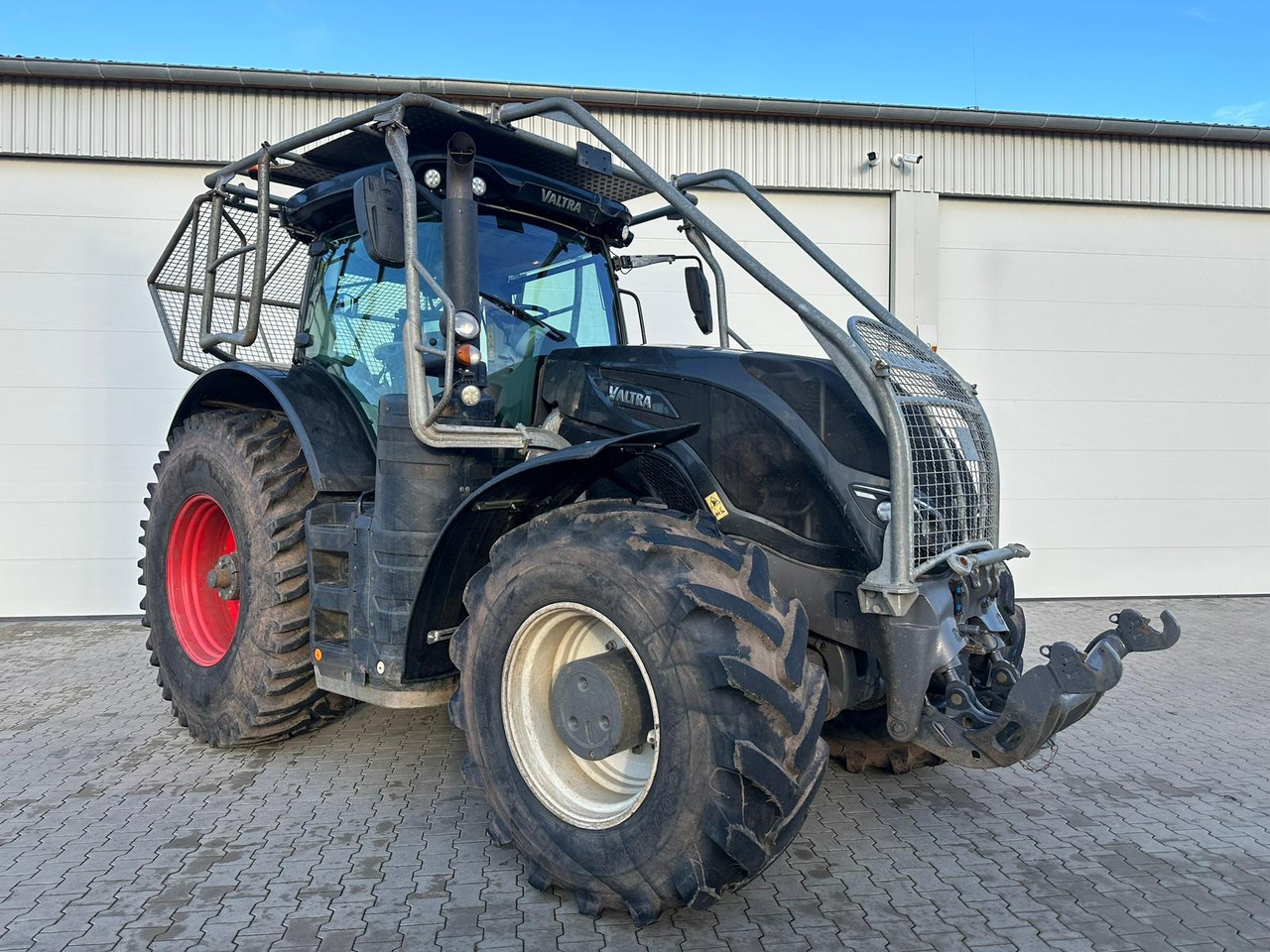 Valtra S 374 - Trator: foto 1 Valtra S 374 - Trator: foto 1