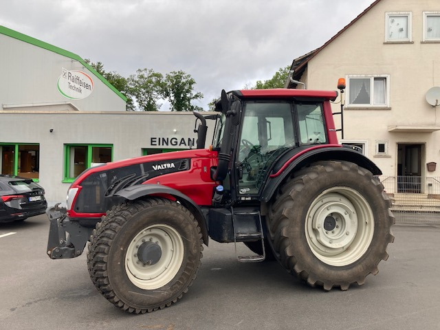 Valtra T 173 SH High Tec - Trator: foto 1 Valtra T 173 SH High Tec - Trator: foto 1