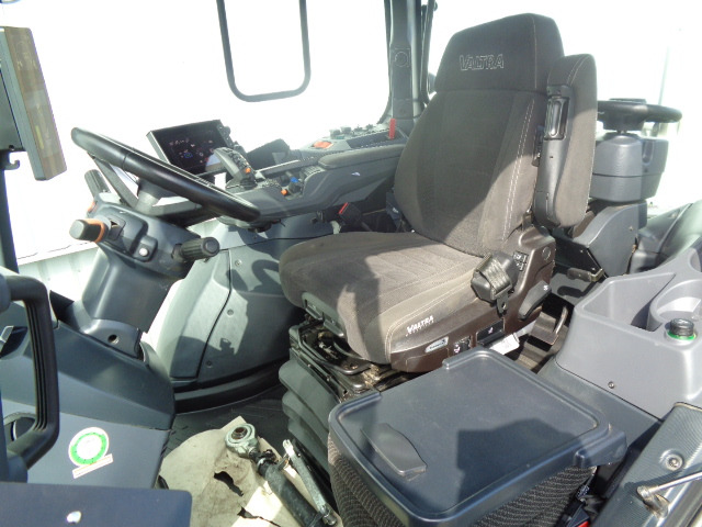 Valtra T 235 Versu RüFa - Trator: foto 4 Valtra T 235 Versu RüFa - Trator: foto 4