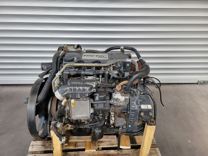 Iveco EUROCARGO TECTOR 4 F4AE3481 EURO 5 - Motor para Camião: foto 1 Iveco EUROCARGO TECTOR 4 F4AE3481 EURO 5 - Motor para Camião: foto 1