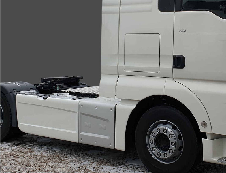 MAN TGX TGS EURO 6 Sideskirts / fairings - Aerodinâmica/ Aerofólio para Camião: foto 3 MAN TGX TGS EURO 6 Sideskirts / fairings - Aerodinâmica/ Aerofólio para Camião: foto 3