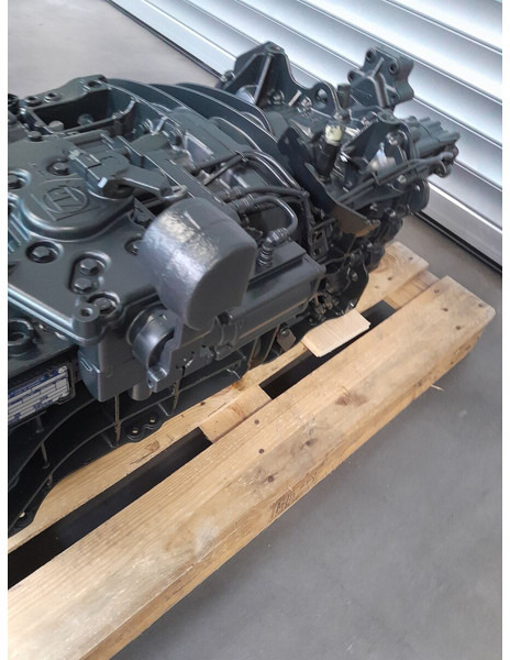 MAN ZF Ecosplit 4 - Caixa de velocidade para Camião: foto 3 MAN ZF Ecosplit 4 - Caixa de velocidade para Camião: foto 3