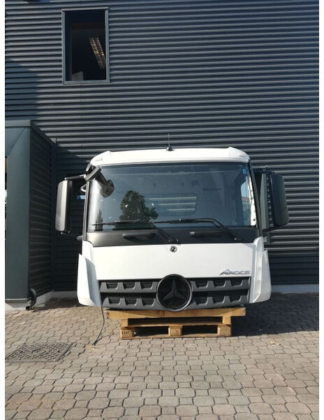 Mercedes-Benz AROCS ACTROS " M TYPE " 2300 mm MP4 - Cabine e interior para Camião: foto 4 Mercedes-Benz AROCS ACTROS " M TYPE " 2300 mm MP4 - Cabine e interior para Camião: foto 4