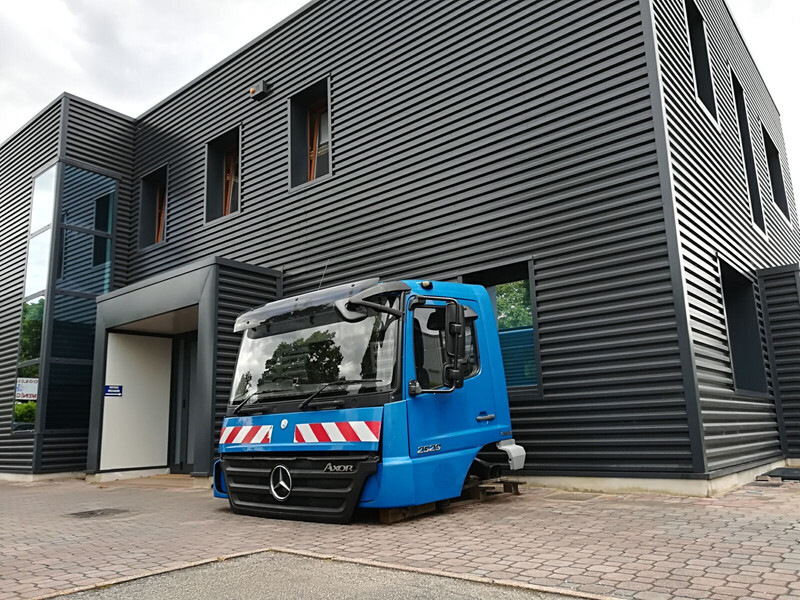 Mercedes-Benz AXOR EURO 4 EURO 5 - Cabine e interior para Camião: foto 1 Mercedes-Benz AXOR EURO 4 EURO 5 - Cabine e interior para Camião: foto 1