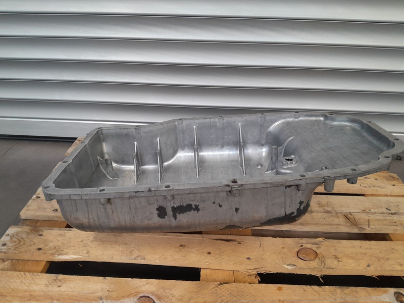 Scania DC 13 - Cárter para Camião: foto 1 Scania DC 13 - Cárter para Camião: foto 1