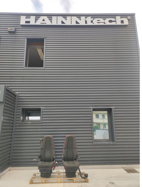 Volvo FH4 - FH13 FH16 - Banco para Camião: foto 1 Volvo FH4 - FH13 FH16 - Banco para Camião: foto 1