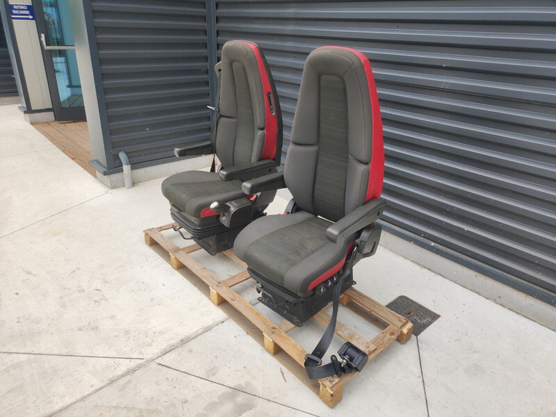 Volvo FH4 - FH13 FH16 - Banco para Camião: foto 2 Volvo FH4 - FH13 FH16 - Banco para Camião: foto 2