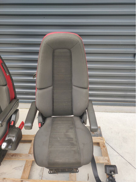 Volvo FH4 - FH13 FH16 - Banco para Camião: foto 3 Volvo FH4 - FH13 FH16 - Banco para Camião: foto 3