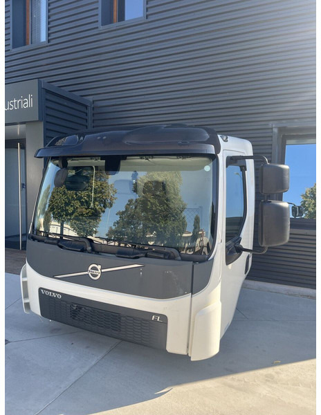 Volvo FL - Cabine e interior para Camião: foto 3 Volvo FL - Cabine e interior para Camião: foto 3