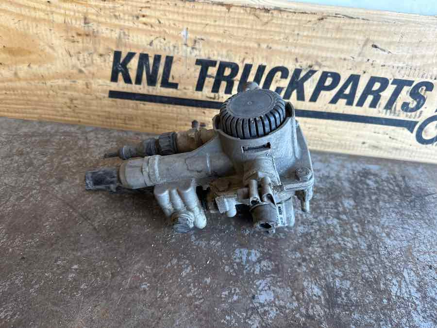 EKERI WABCO ABS VALVE 4802070010 - Válvula para Reboque: foto 2 EKERI WABCO ABS VALVE 4802070010 - Válvula para Reboque: foto 2