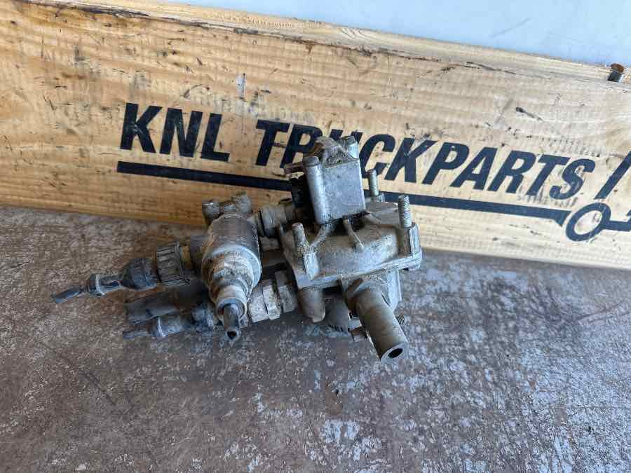 EKERI WABCO ABS VALVE 4802070010 - Válvula para Reboque: foto 1 EKERI WABCO ABS VALVE 4802070010 - Válvula para Reboque: foto 1