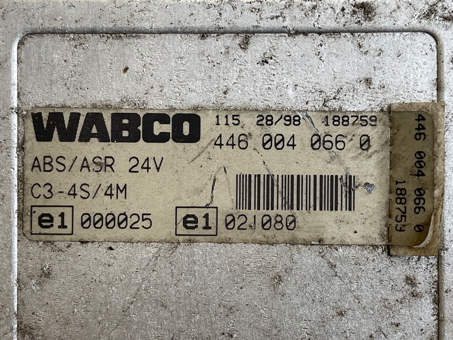 IVECO ECU 4460040660 - Sistema elétrico para Camião: foto 4 IVECO ECU 4460040660 - Sistema elétrico para Camião: foto 4