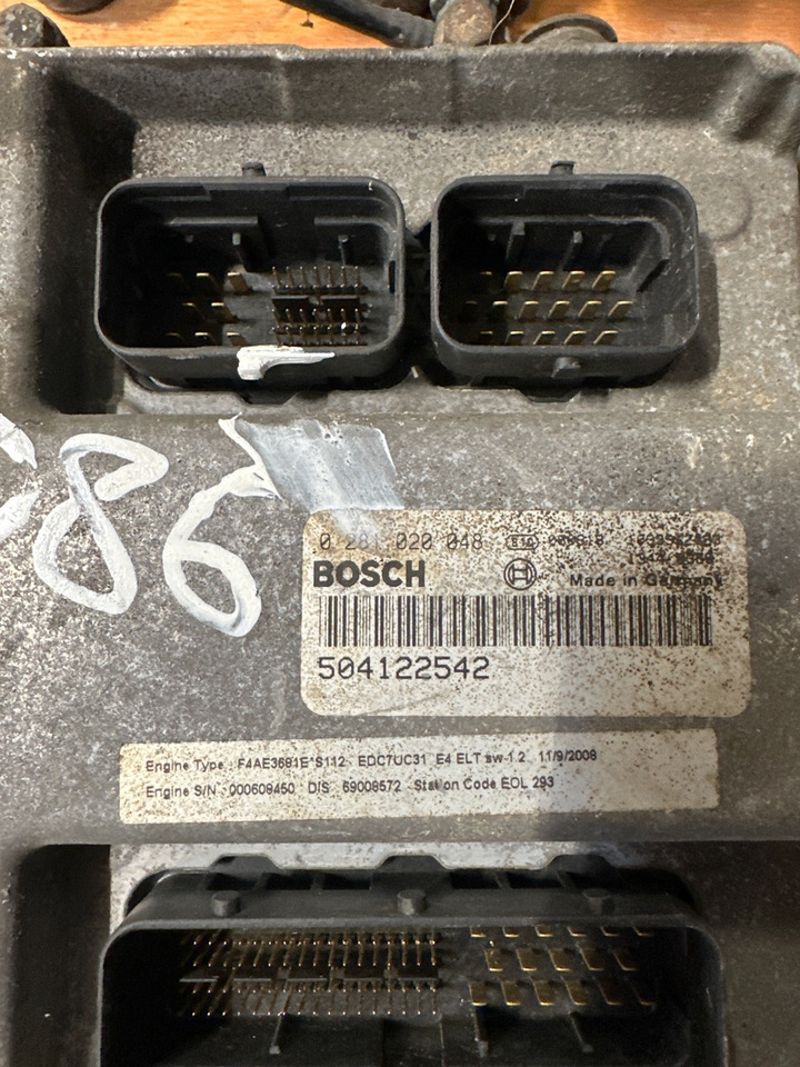IVECO ECU 504122542 - Sistema elétrico para Camião: foto 1 IVECO ECU 504122542 - Sistema elétrico para Camião: foto 1