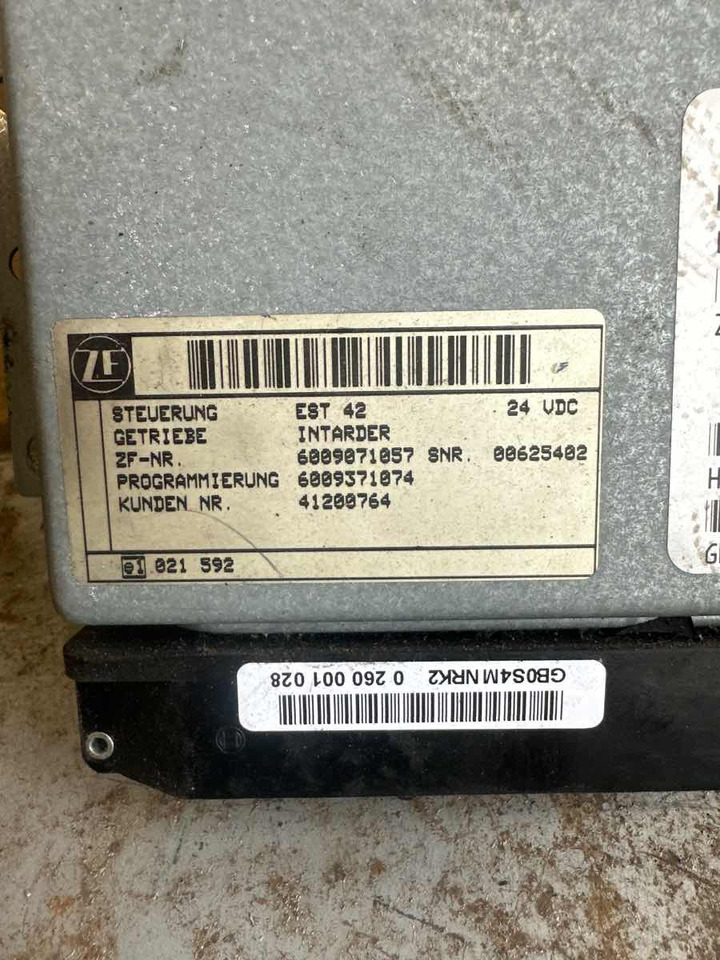 IVECO INTRADER ECU 41200764 - Sistema elétrico para Camião: foto 2 IVECO INTRADER ECU 41200764 - Sistema elétrico para Camião: foto 2