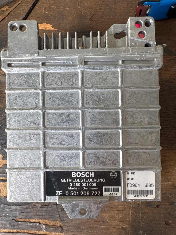 MAN ECU EST 81.25935-6802 - Sistema elétrico para Camião: foto 3 MAN ECU EST 81.25935-6802 - Sistema elétrico para Camião: foto 3