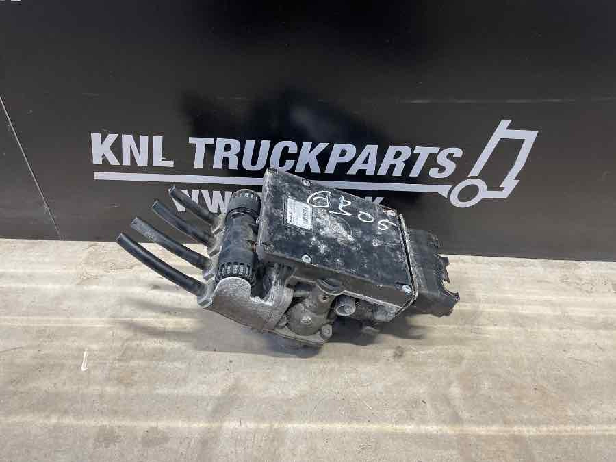 MAN FOOT BREAKE VALVE 81.52130-6305 - Válvula de freio para Camião: foto 2 MAN FOOT BREAKE VALVE 81.52130-6305 - Válvula de freio para Camião: foto 2