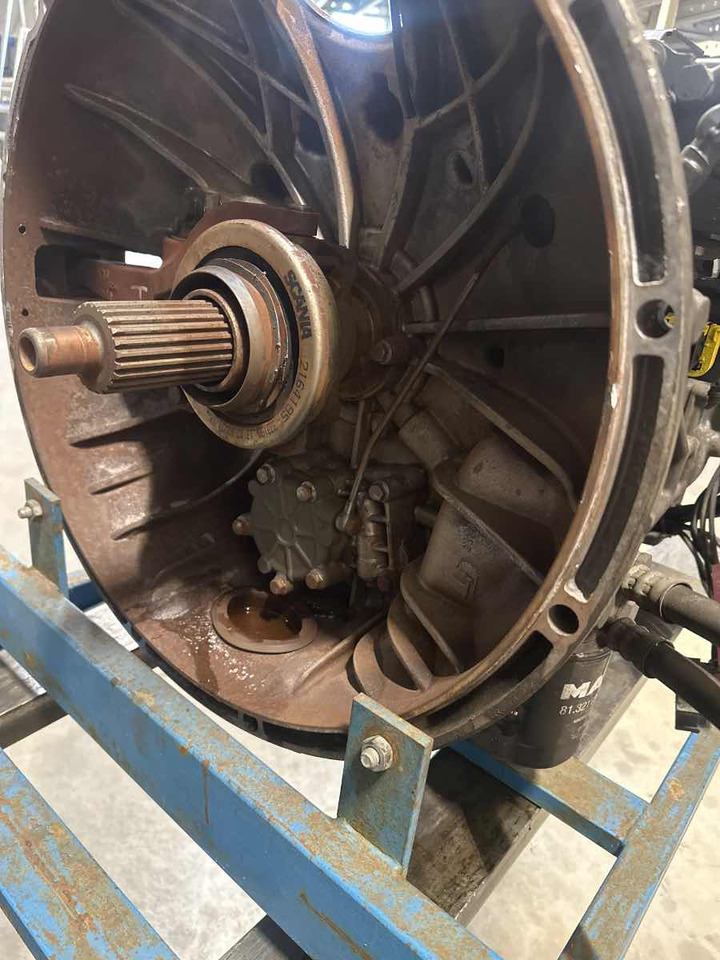 MAN GEARBOX 12+2 GZ2700 DD // 81.32004-6484 - Caixa de velocidade para Camião: foto 2 MAN GEARBOX 12+2 GZ2700 DD // 81.32004-6484 - Caixa de velocidade para Camião: foto 2