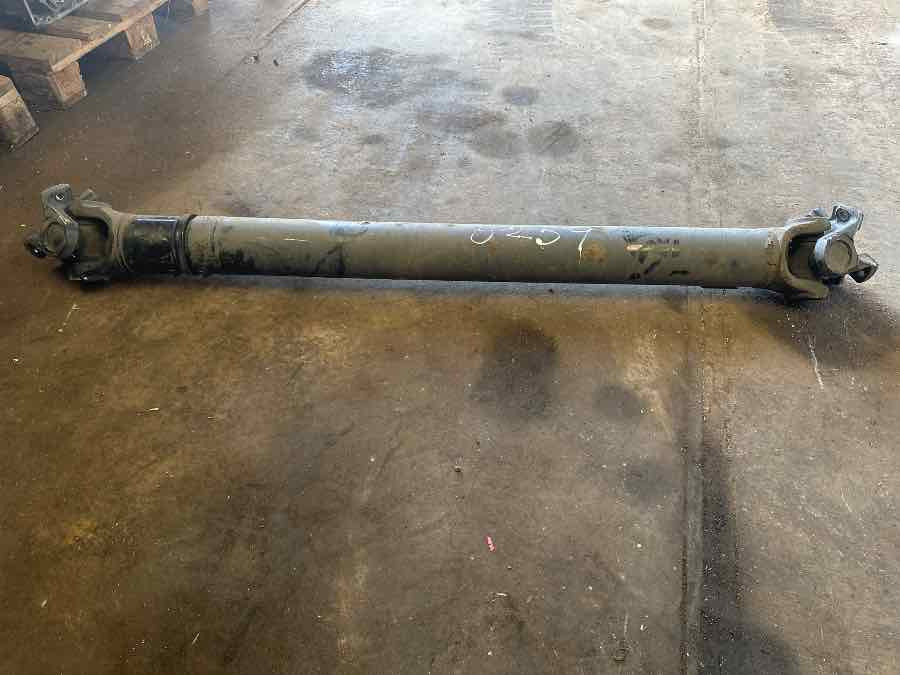 MAN PROPSHAFT 81.39143-6166 - Veio de transmissão para Camião: foto 1 MAN PROPSHAFT 81.39143-6166 - Veio de transmissão para Camião: foto 1