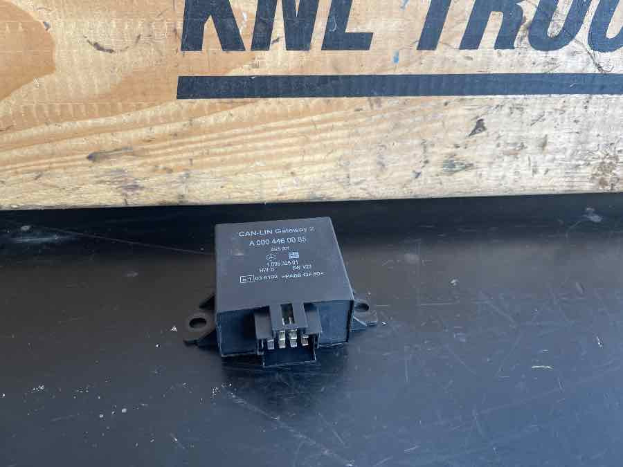 MERCEDES ECU ECTS A0004460085 - Centralina electrónica para Ônibus: foto 1 MERCEDES ECU ECTS A0004460085 - Centralina electrónica para Ônibus: foto 1