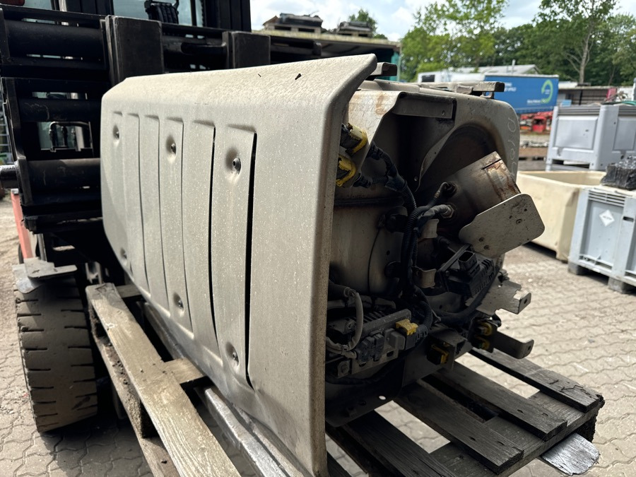 MERCEDES EXHAUST A0034904512 - Conversor catalítico para Camião: foto 3 MERCEDES EXHAUST A0034904512 - Conversor catalítico para Camião: foto 3