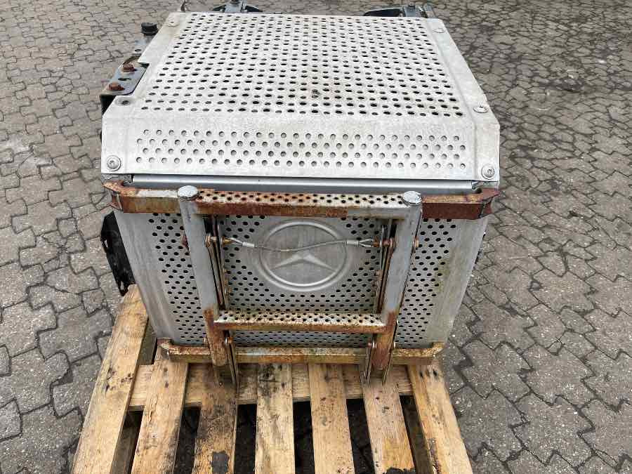 MERCEDES EXHAUST A0064900414 - Sistema de escape para Camião: foto 1 MERCEDES EXHAUST A0064900414 - Sistema de escape para Camião: foto 1