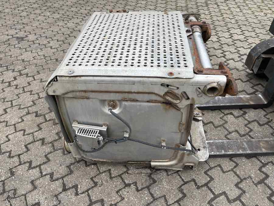 MERCEDES EXHAUST A0064900814 - Sistema de escape para Camião: foto 2 MERCEDES EXHAUST A0064900814 - Sistema de escape para Camião: foto 2