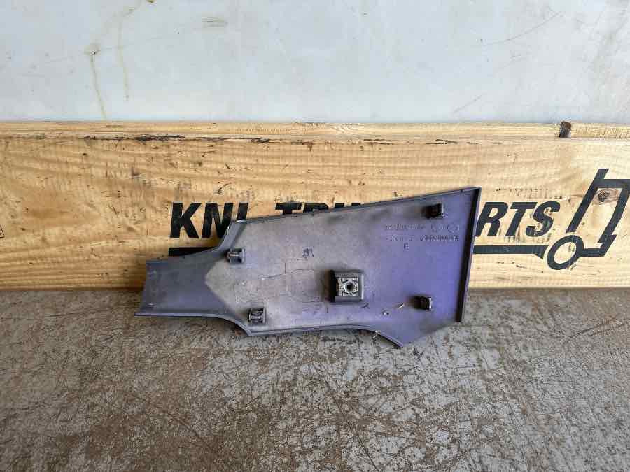 SCANIA COVER PANEL 2324367 - Carroceria e exterior para Camião: foto 2 SCANIA COVER PANEL 2324367 - Carroceria e exterior para Camião: foto 2